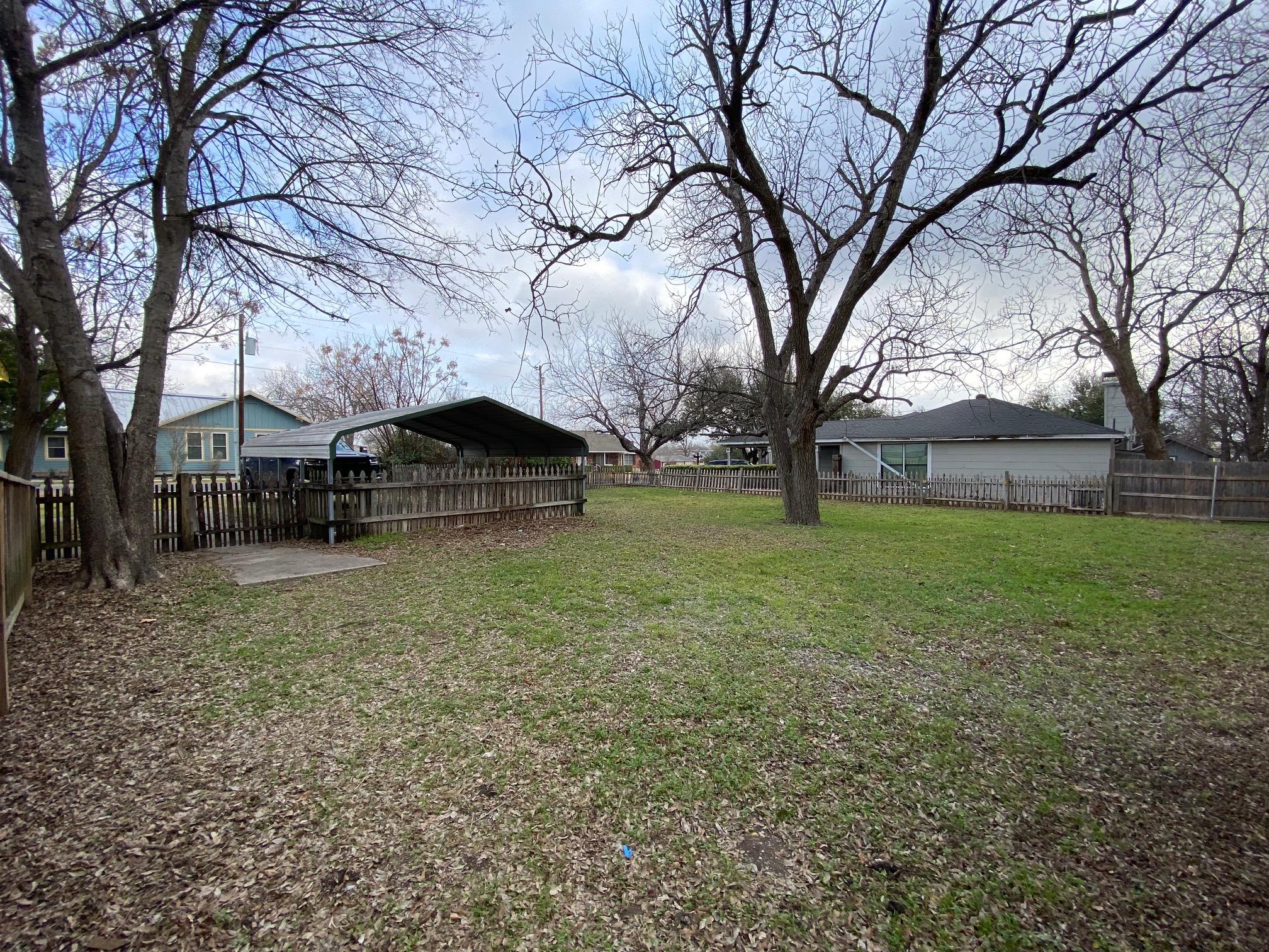 303 Taylor St, Hutto, TX 78634