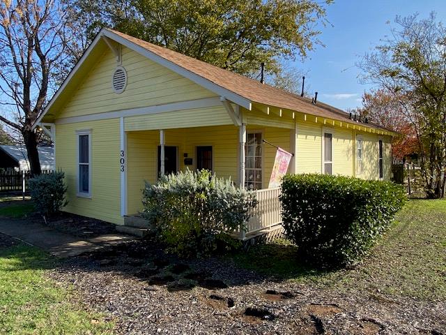 303 Taylor St, Hutto, TX 78634