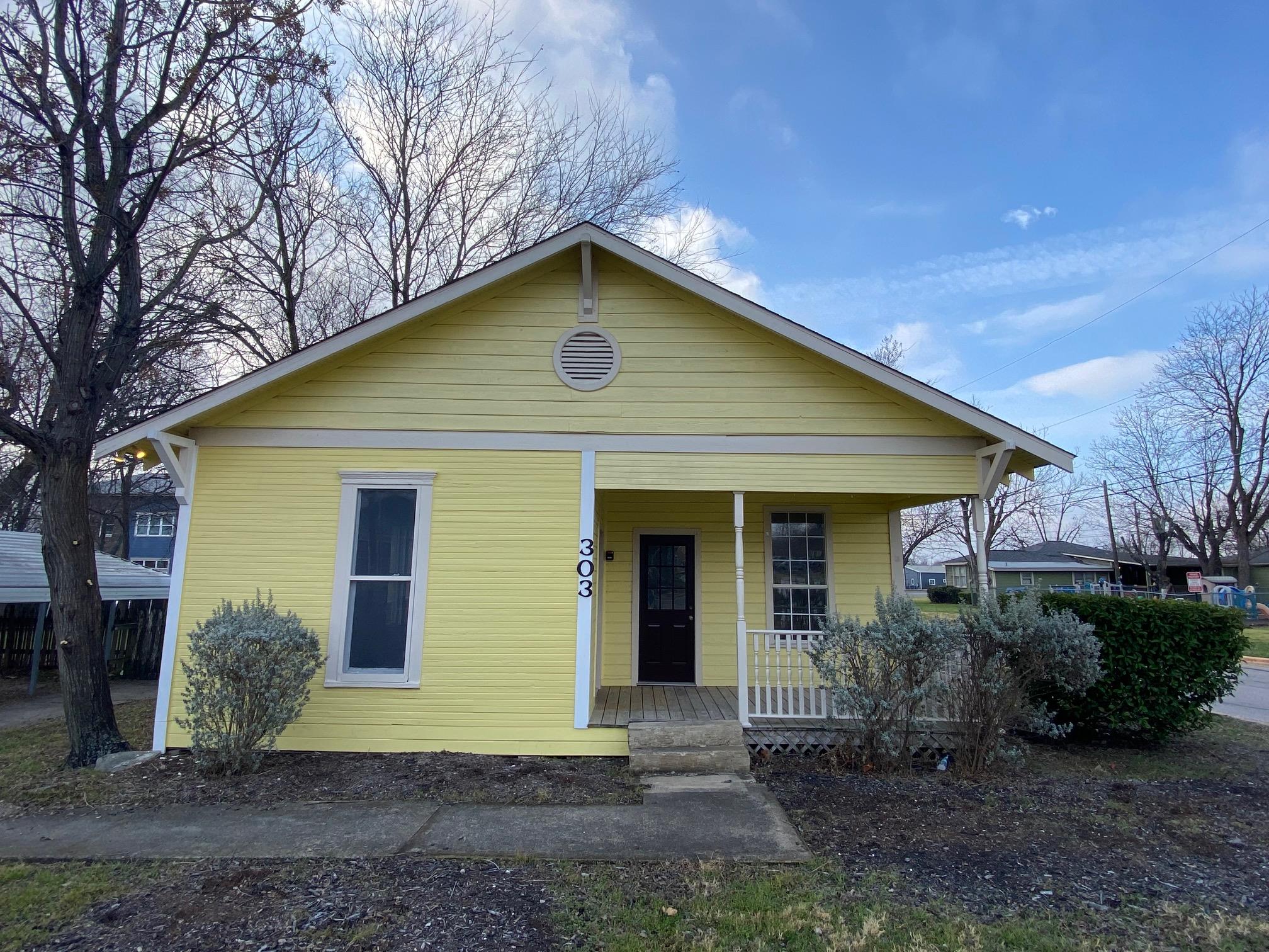 303 Taylor St, Hutto, TX 78634