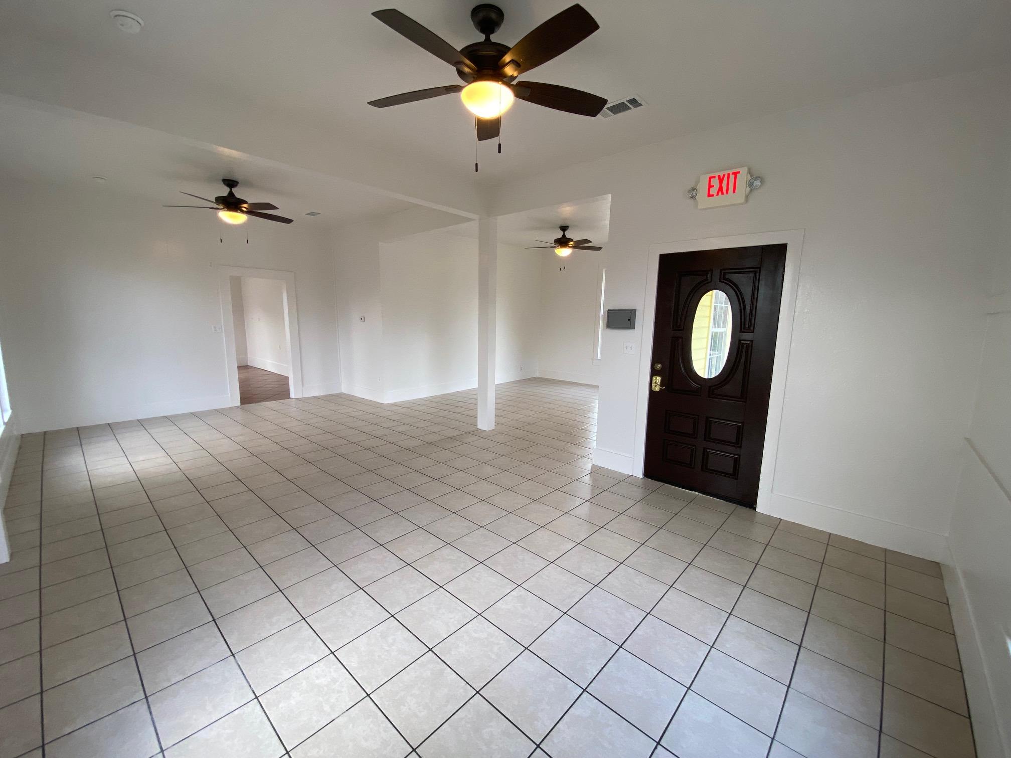 303 Taylor St, Hutto, TX 78634