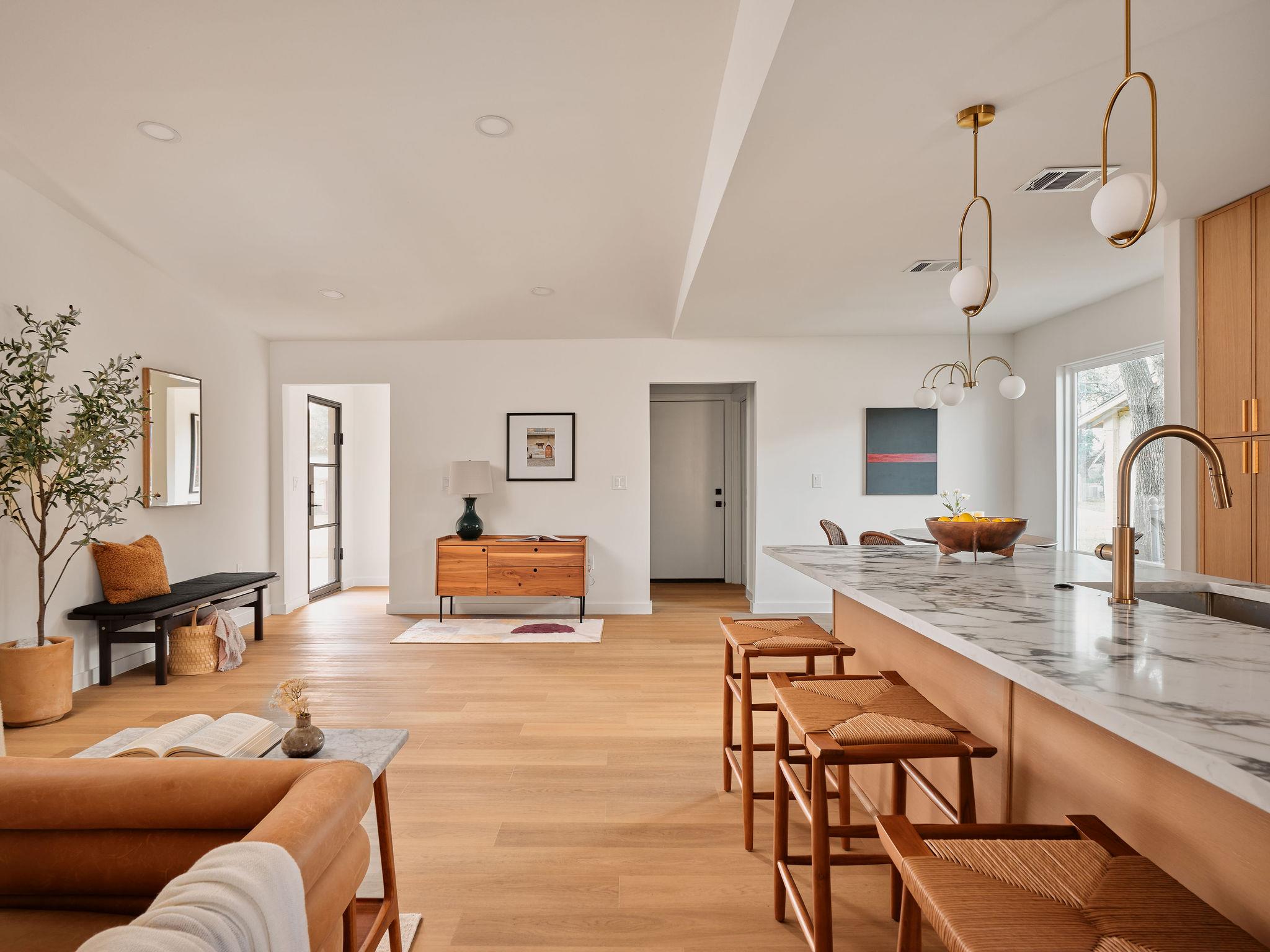 620 Amesbury Ln, Austin, TX 78752