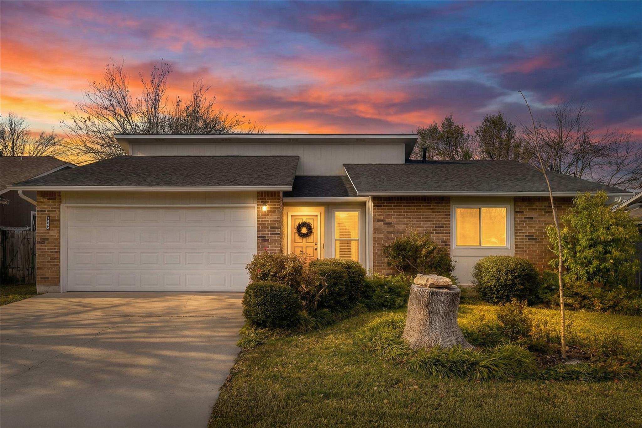 1402 Wayne Dr, Round Rock, TX 78664