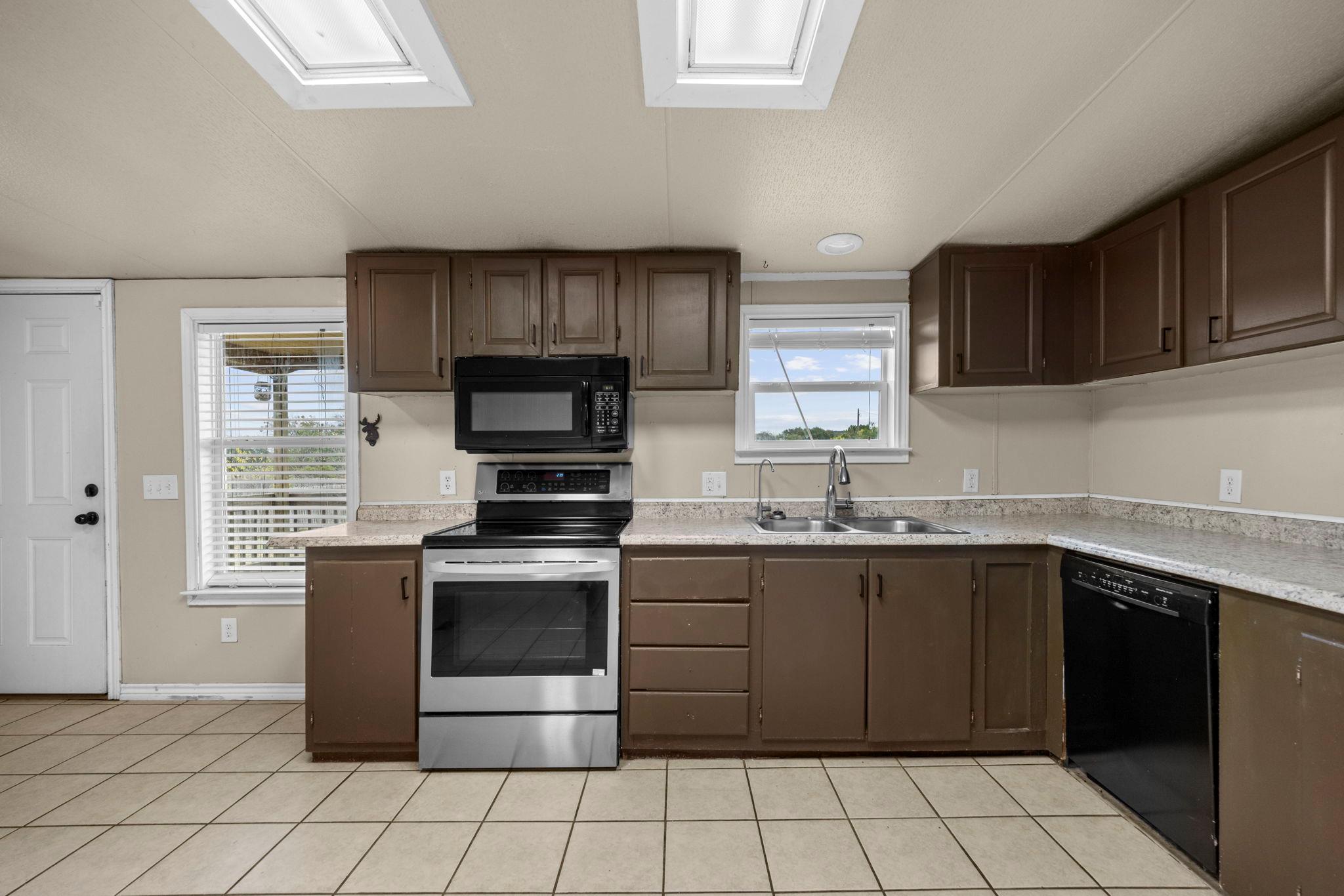 103 Julia Dr, Copperas Cove, TX 76522