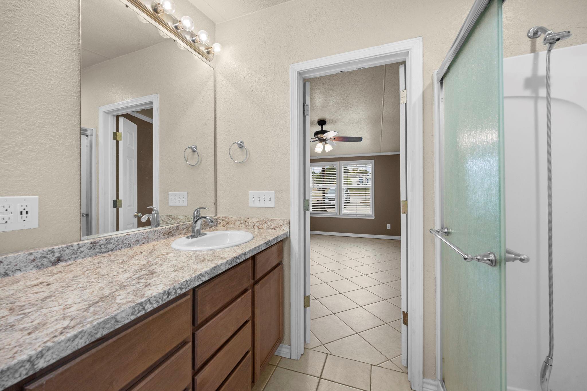 103 Julia Dr, Copperas Cove, TX 76522