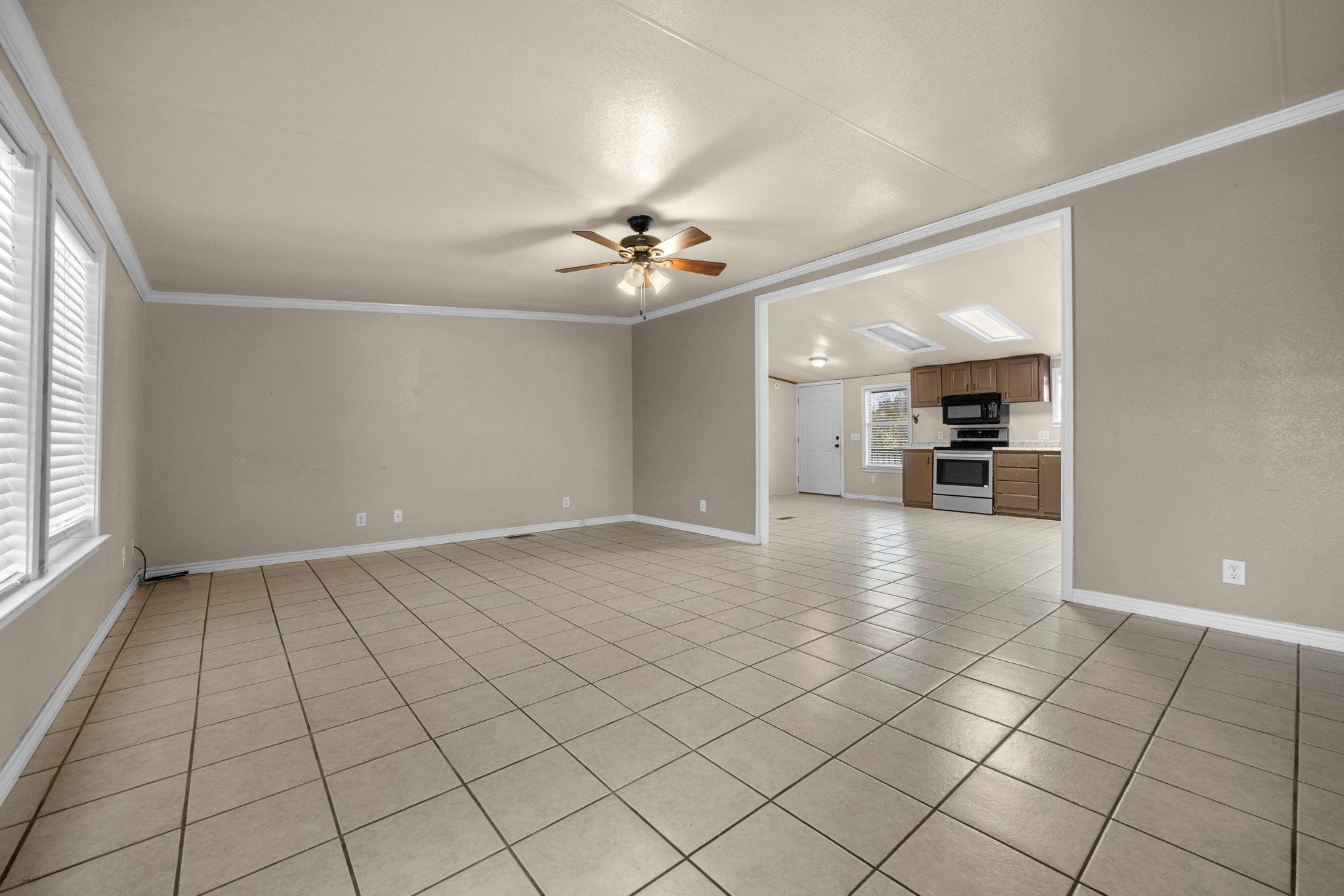 103 Julia Dr, Copperas Cove, TX 76522