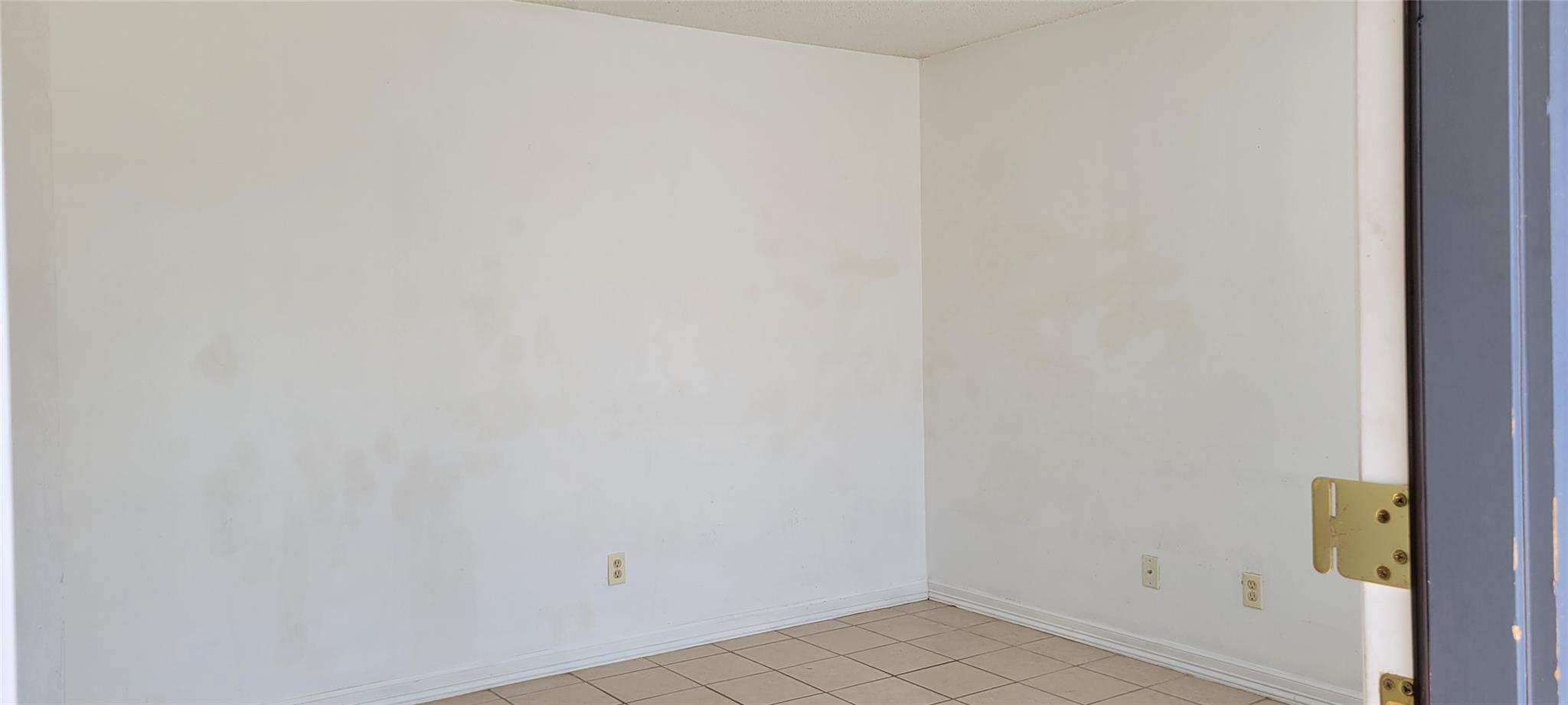 530 W Hopkins St # B, San Marcos, TX 78666