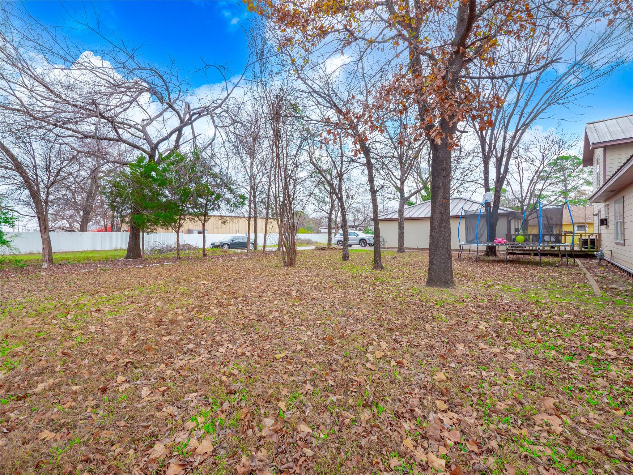 1209 New Dallas Highway, Waco, TX 76705