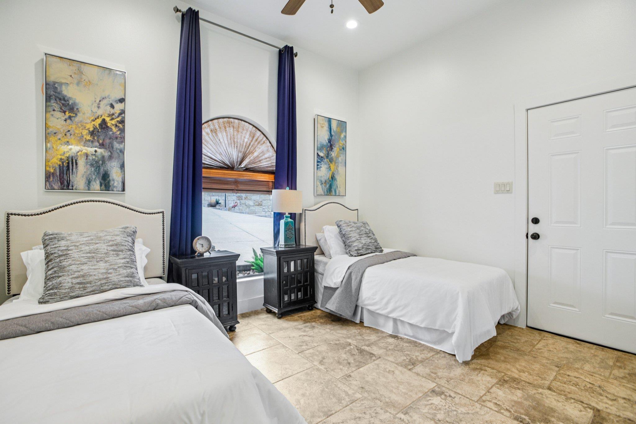 5005 McIntyre Cir, Austin, TX 78734