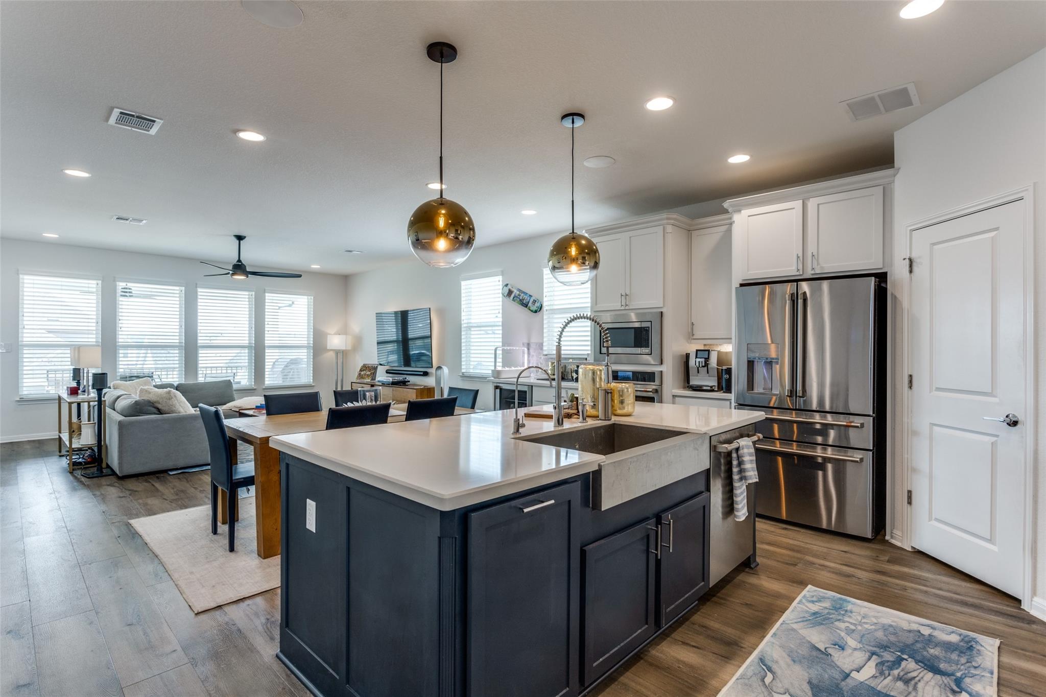 1920 Donetto Dr, Leander, TX 78641