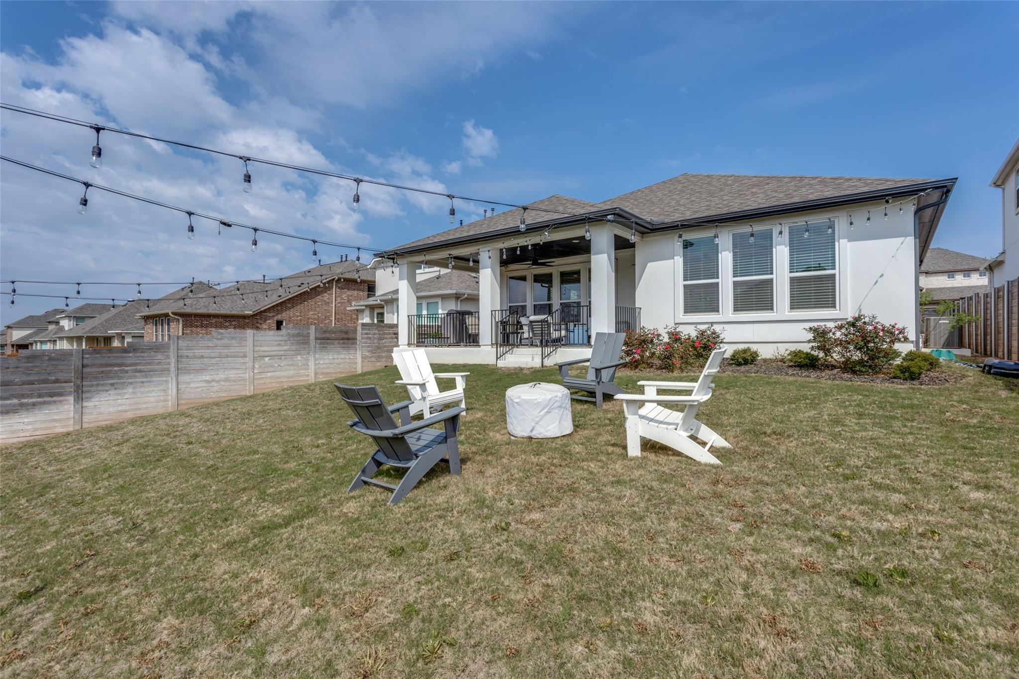 1920 Donetto Dr, Leander, TX 78641