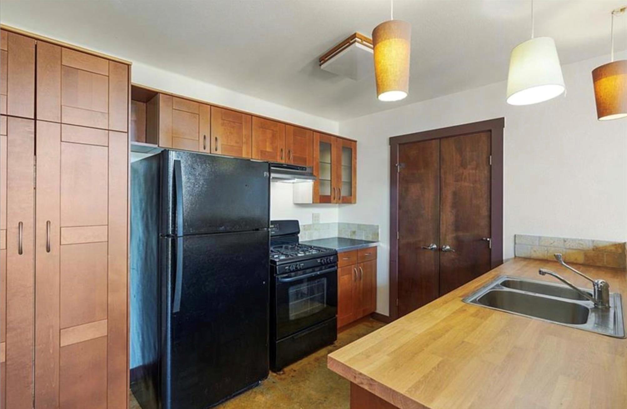 658 Maple Ln, Cottonwood Shores, TX 78657