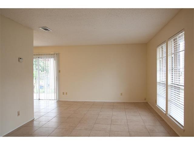 2528 Berkett Dr, Austin, TX 78745