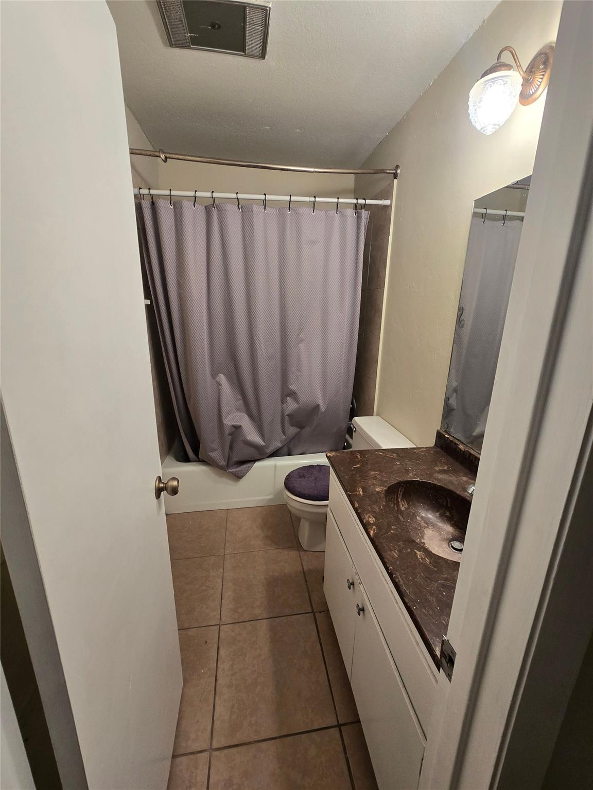 1221 W Hopkins St # 8, San Marcos, TX 78666