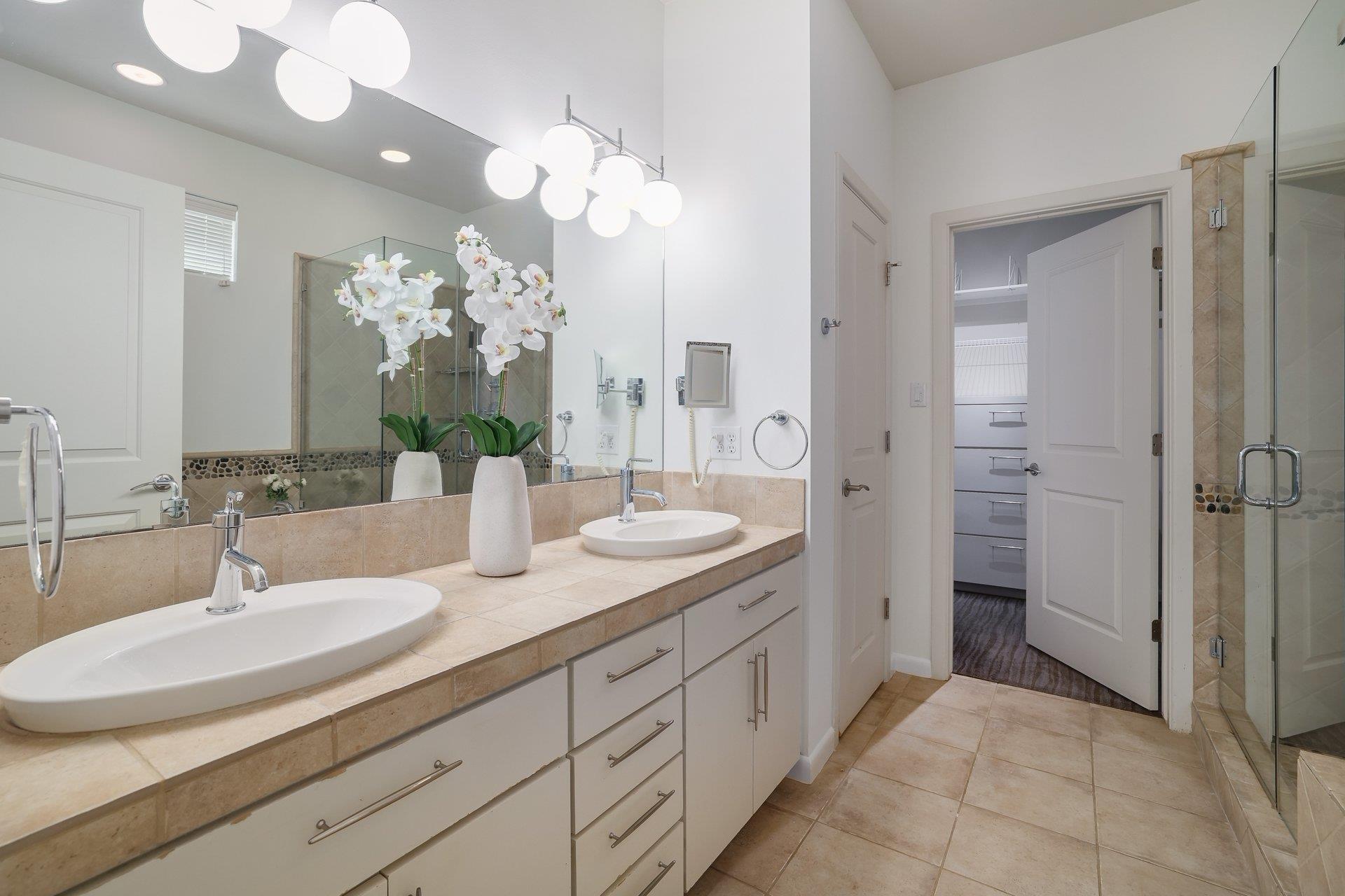 1811 Bluebonnet Ln, Austin, TX 78704