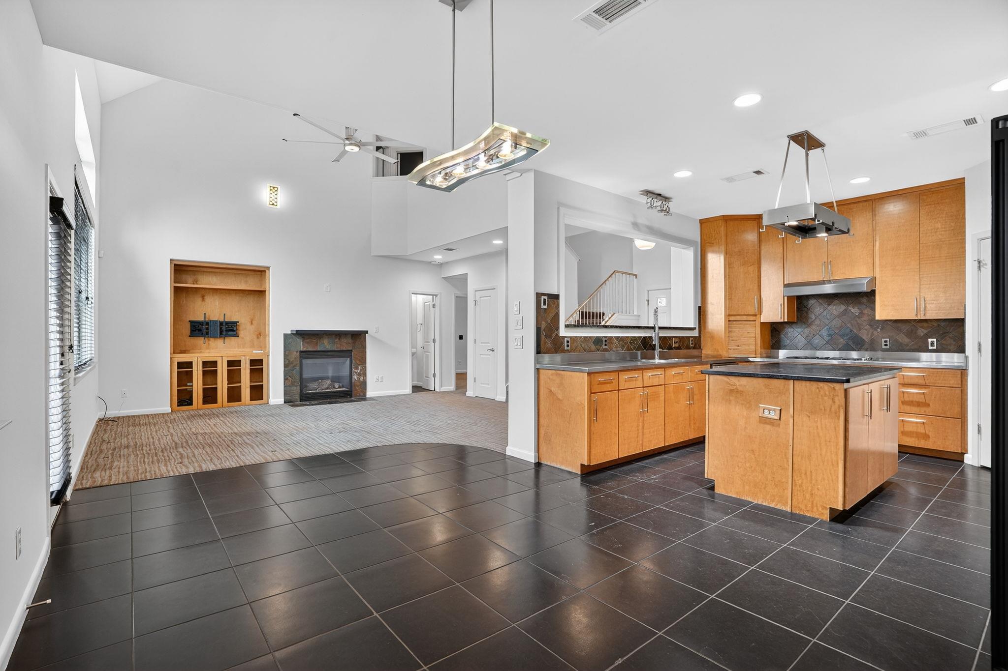 1811 Bluebonnet Ln, Austin, TX 78704