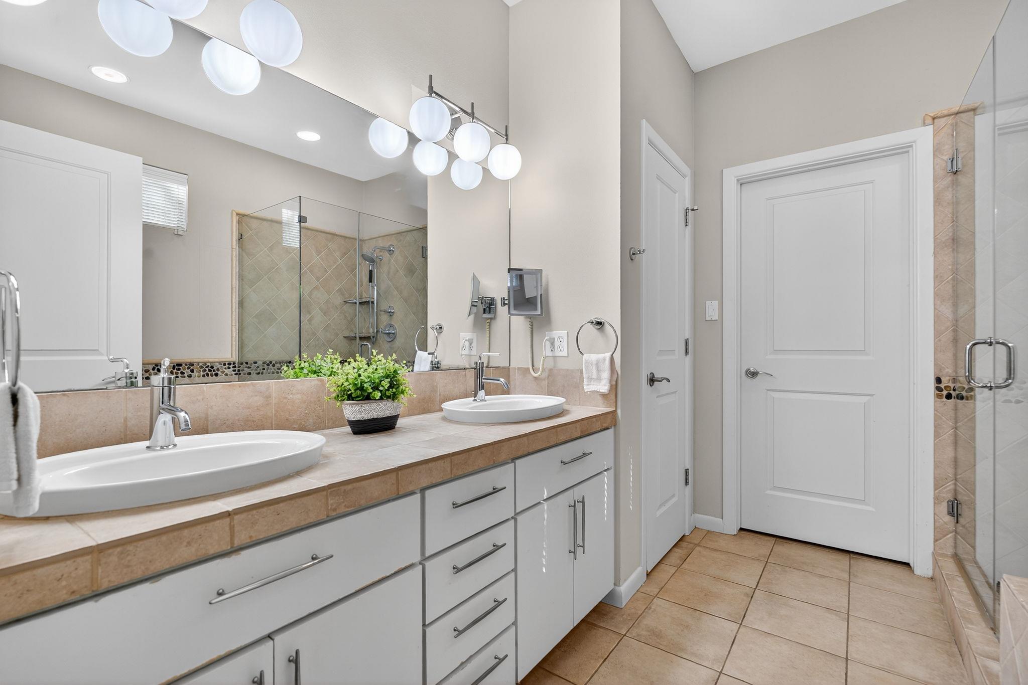 1811 Bluebonnet Ln, Austin, TX 78704