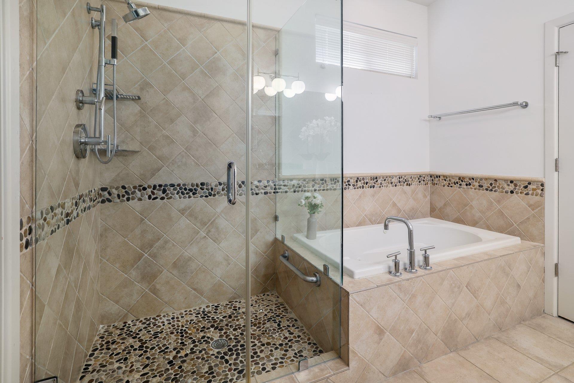 1811 Bluebonnet Ln, Austin, TX 78704