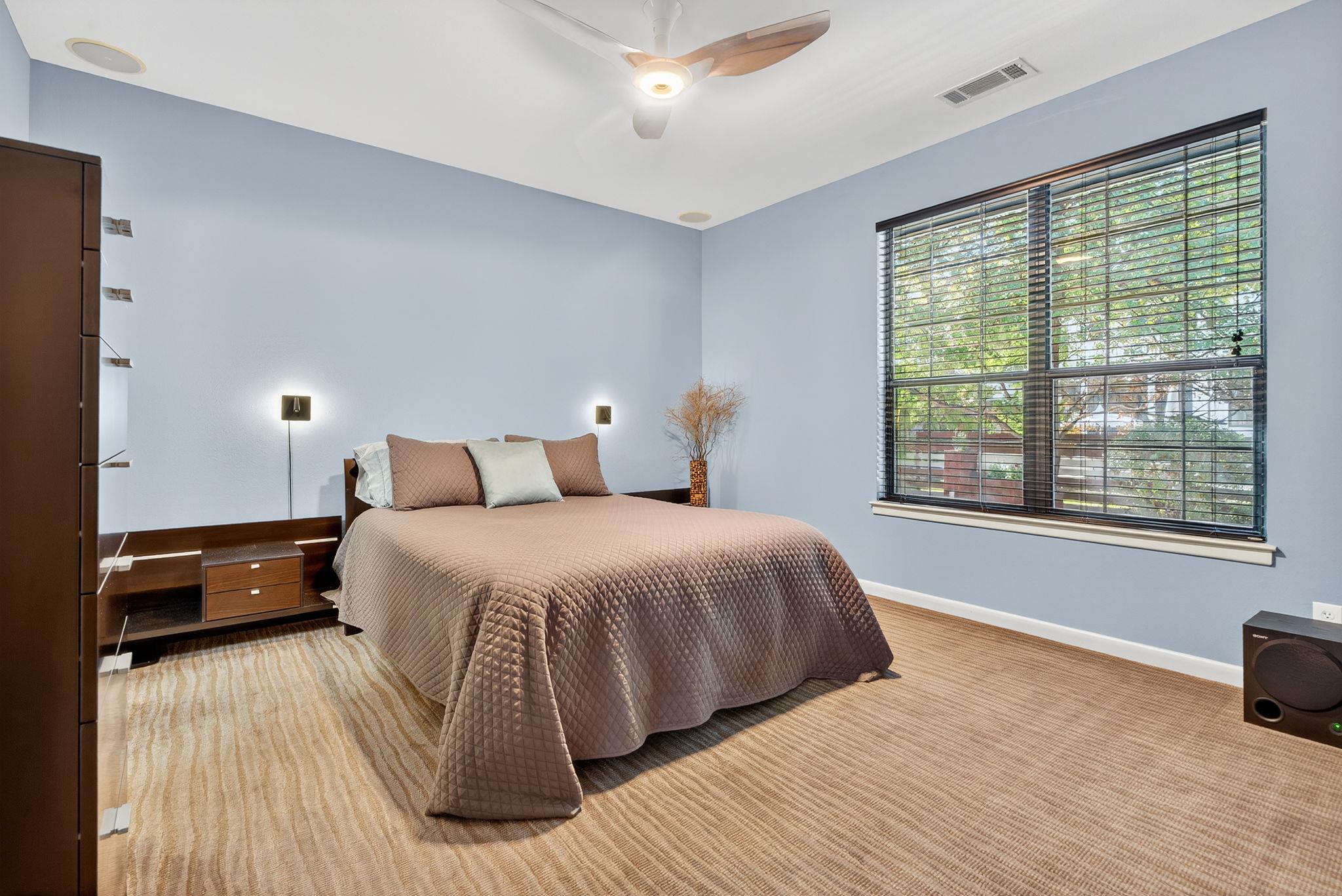 1811 Bluebonnet Ln, Austin, TX 78704