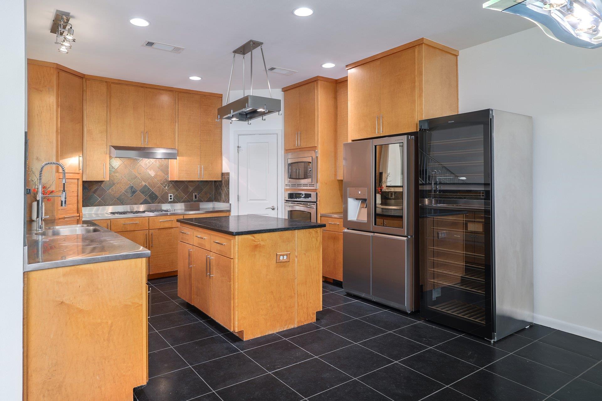 1811 Bluebonnet Ln, Austin, TX 78704