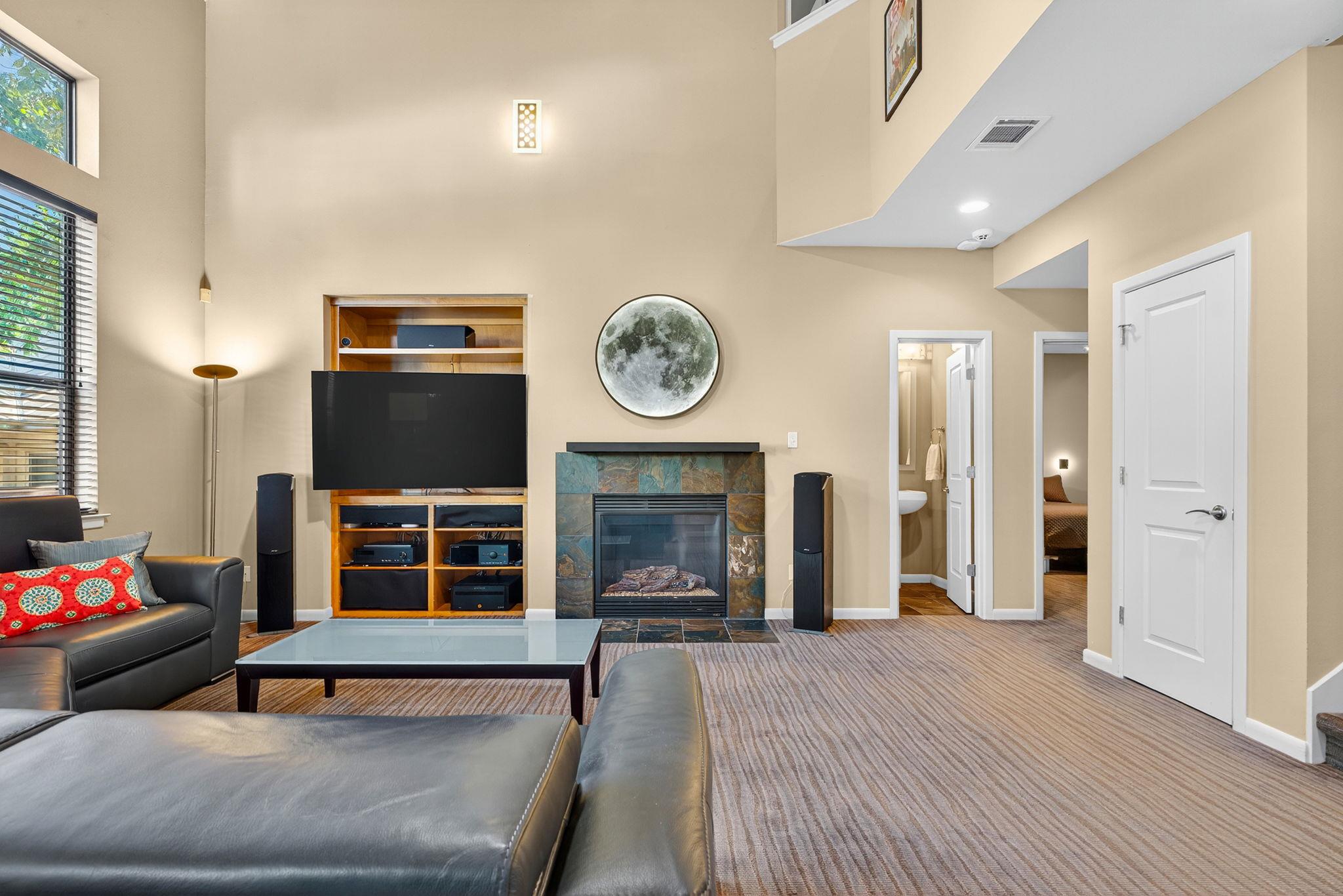 1811 Bluebonnet Ln, Austin, TX 78704