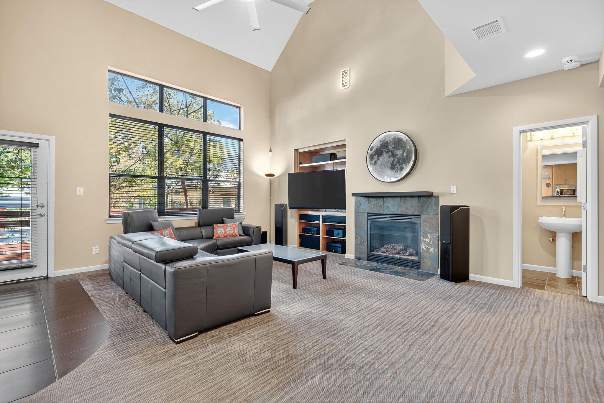 1811 Bluebonnet Ln, Austin, TX 78704