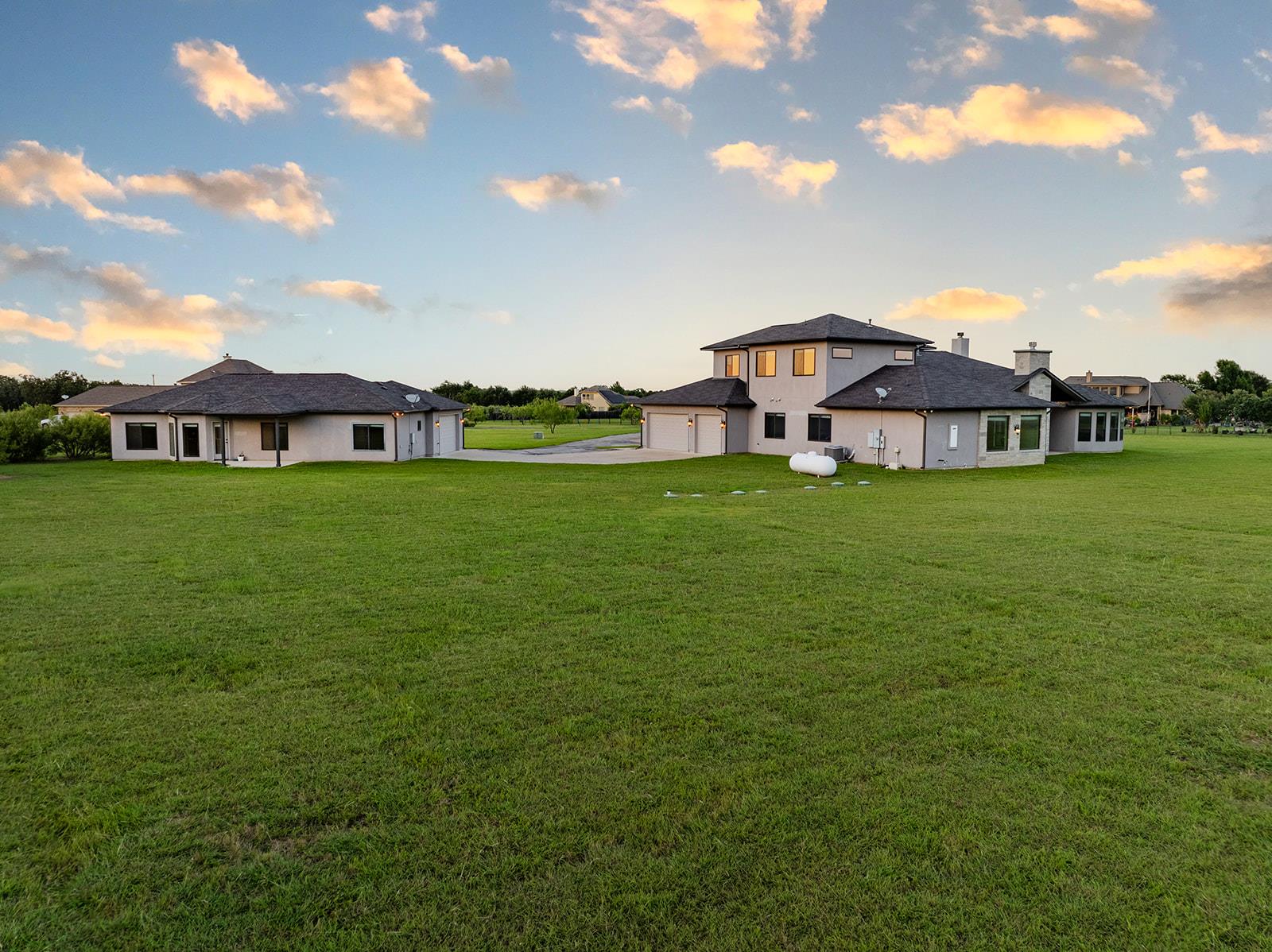 124 Park Place Dr, Georgetown, TX 78628