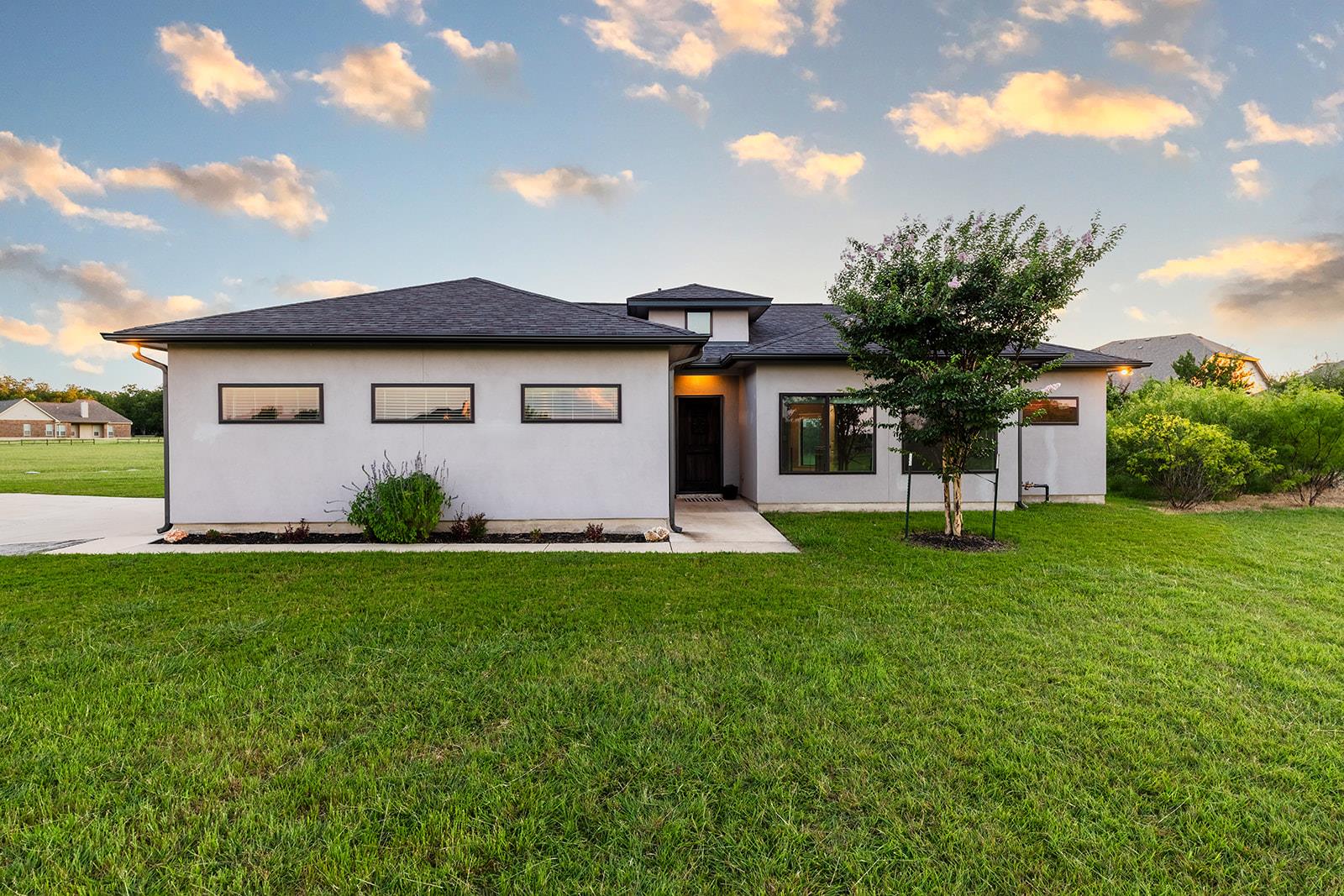 124 Park Place Dr, Georgetown, TX 78628