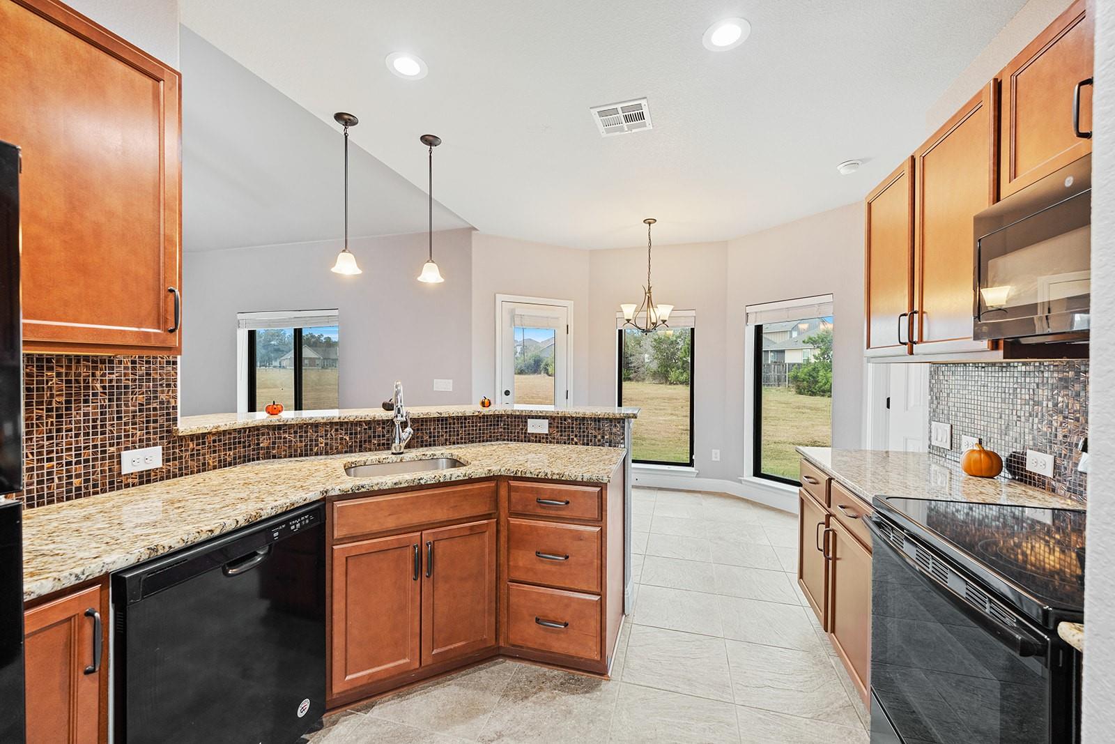 124 Park Place Dr, Georgetown, TX 78628