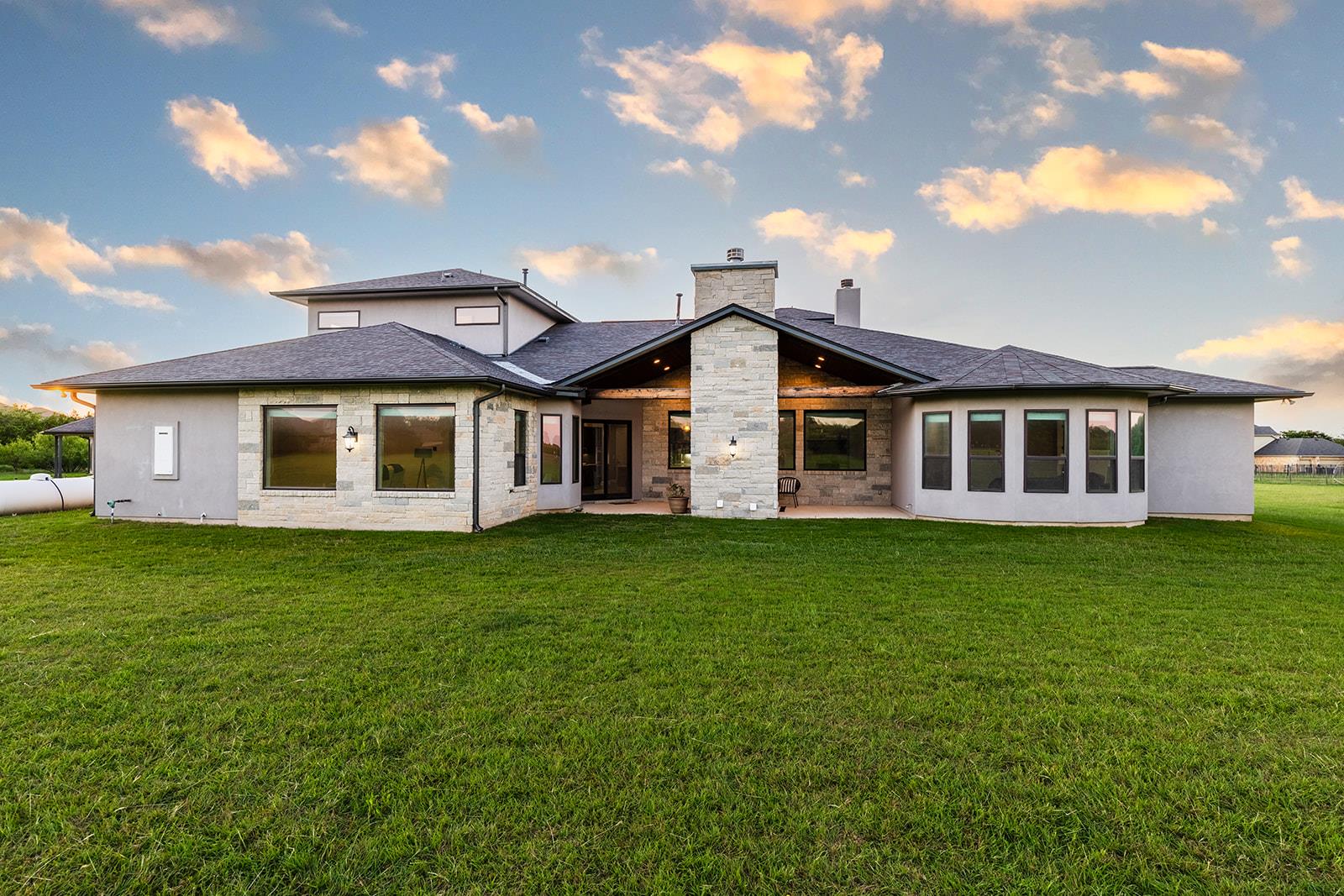 124 Park Place Dr, Georgetown, TX 78628