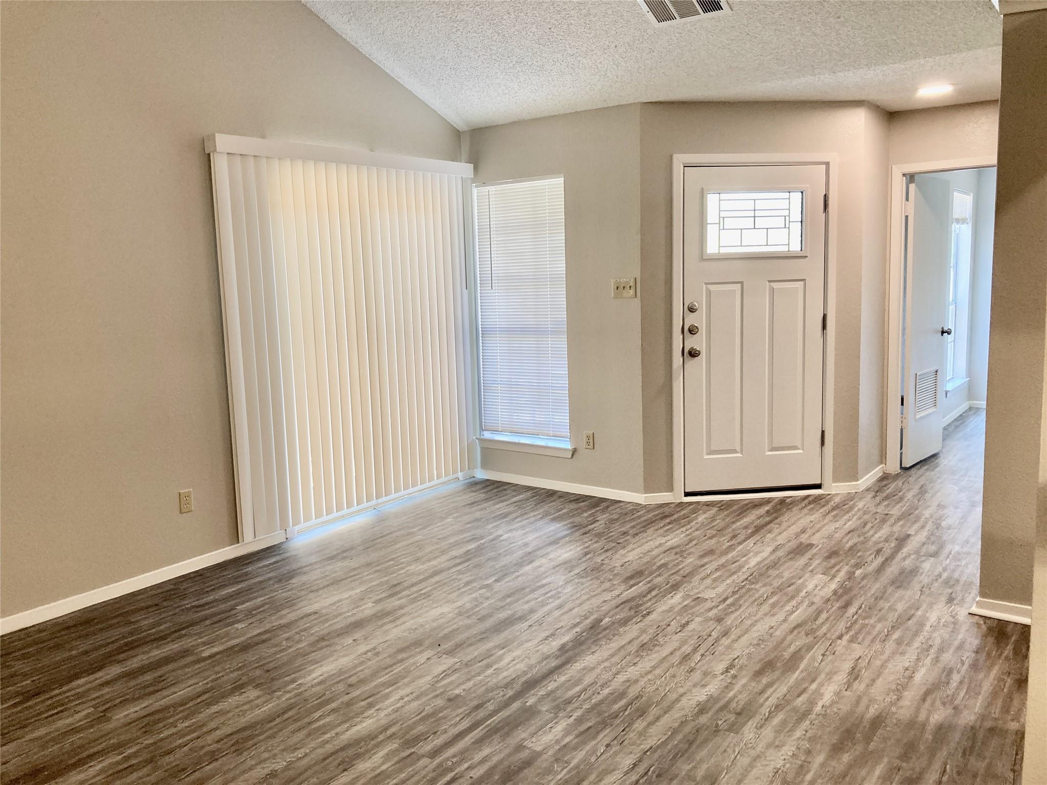 1809B Prairie Knoll Ct # B, Austin, TX 78758