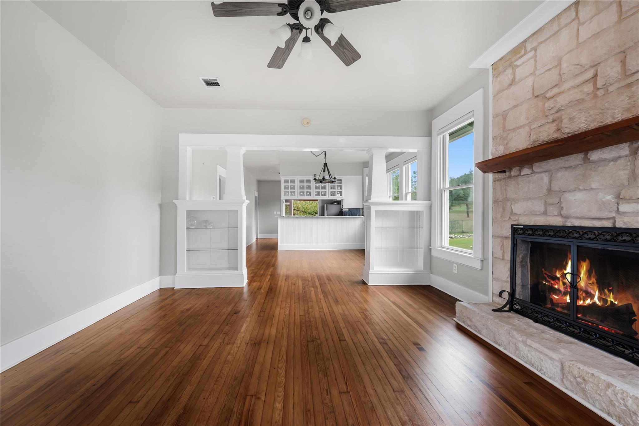 2703 De Soto Dr, Austin, TX 78733