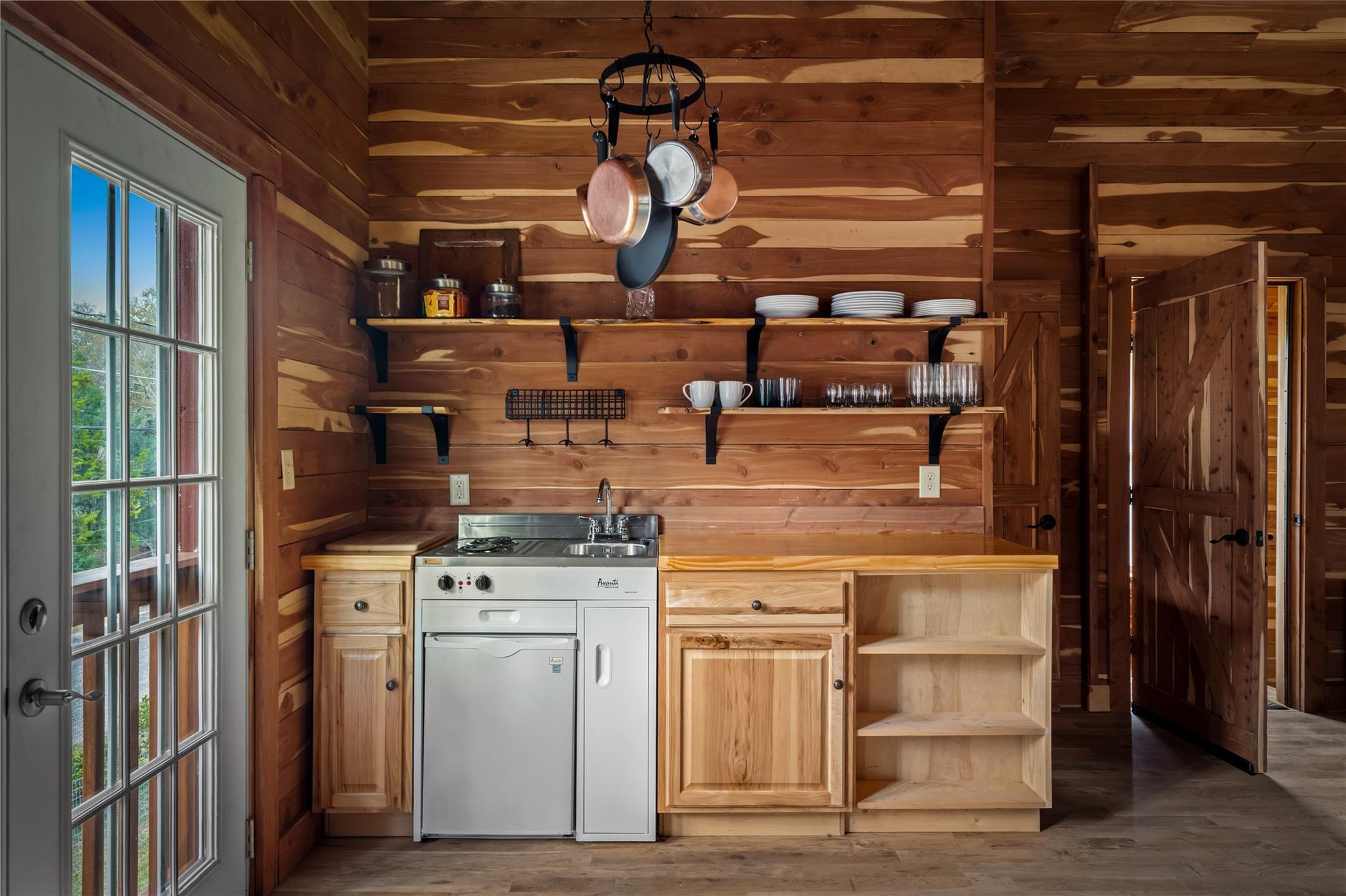 2703 De Soto Dr, Austin, TX 78733