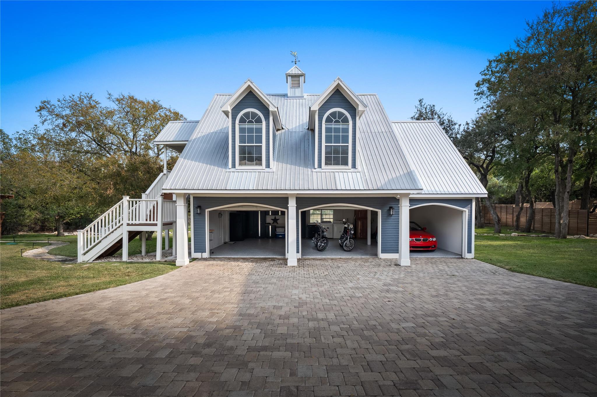 2703 De Soto Dr, Austin, TX 78733