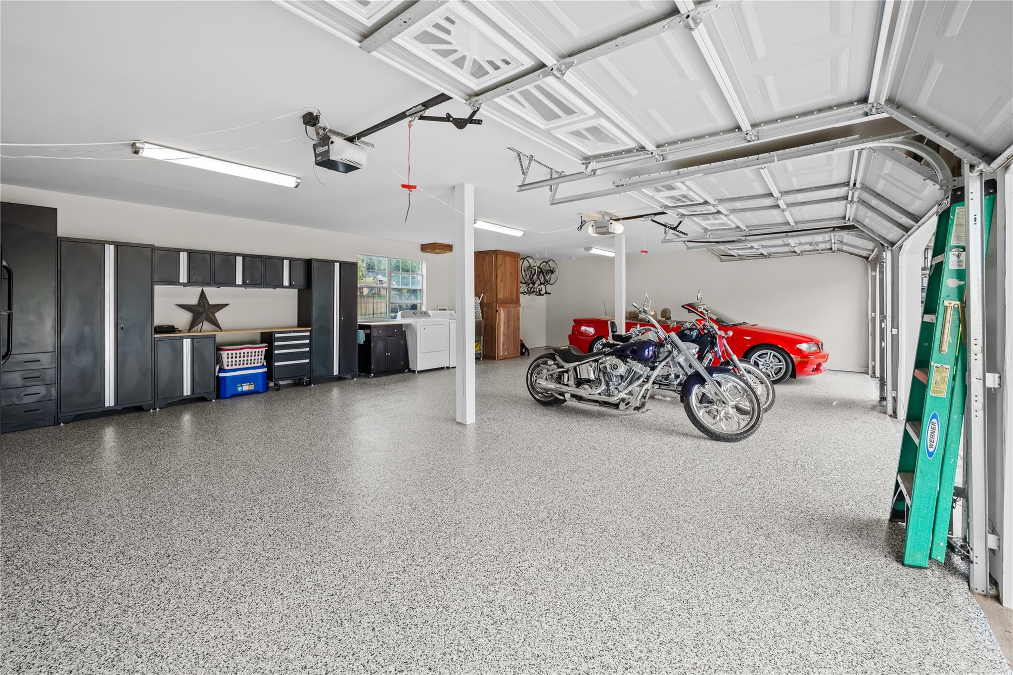 2703 De Soto Dr, Austin, TX 78733