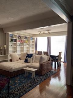 155 World Of Tennis Sq # 155, Lakeway, TX 78738