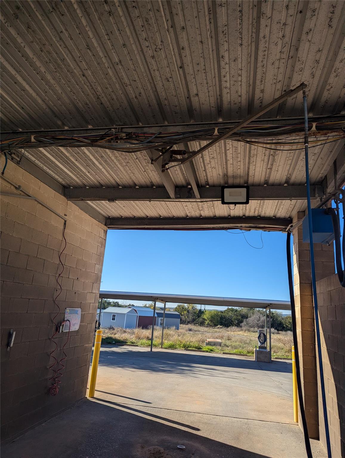 1511 US Hwy 290 Highway, Dripping Springs, TX 78620