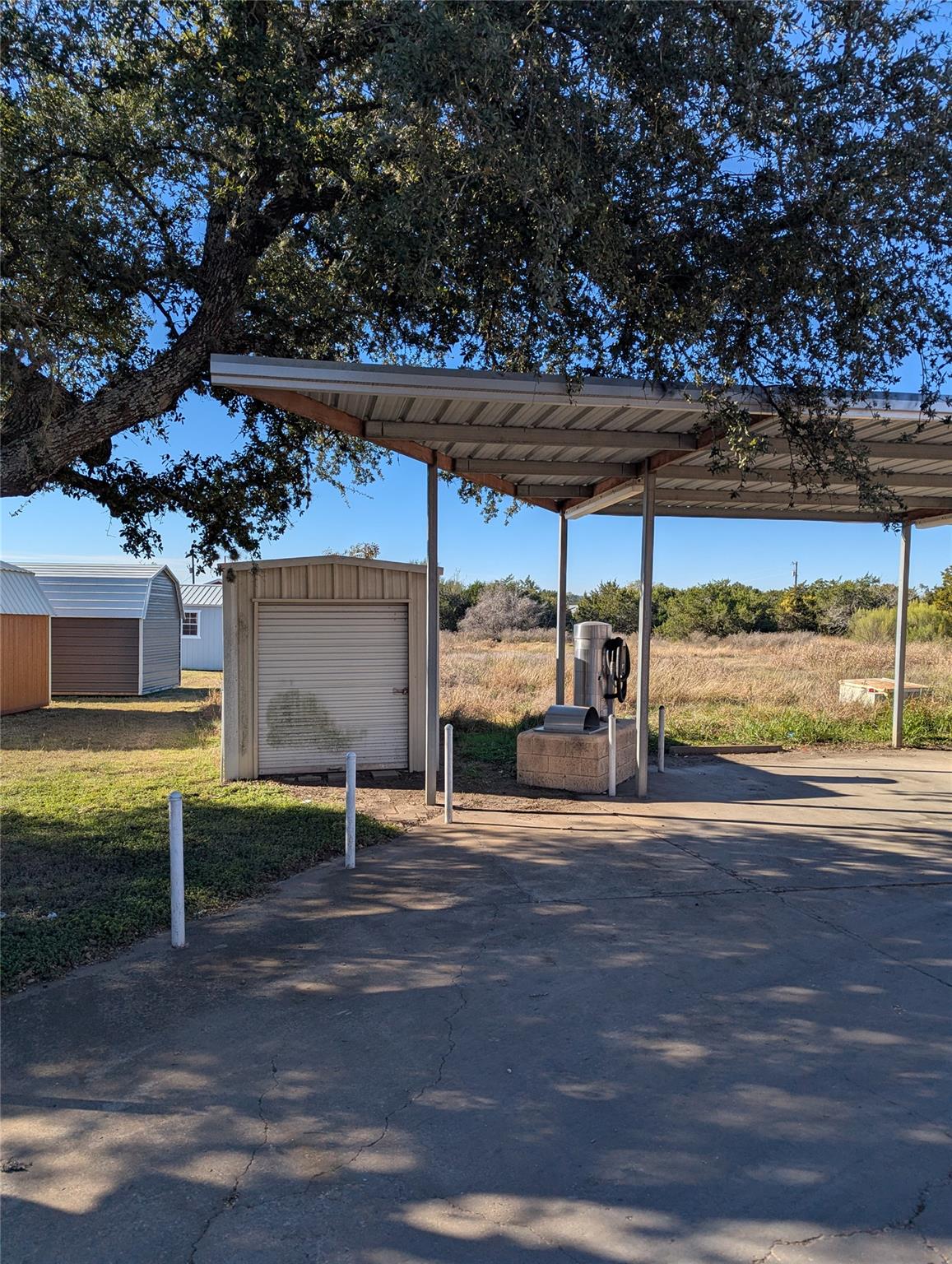 1511 US Hwy 290 Highway, Dripping Springs, TX 78620