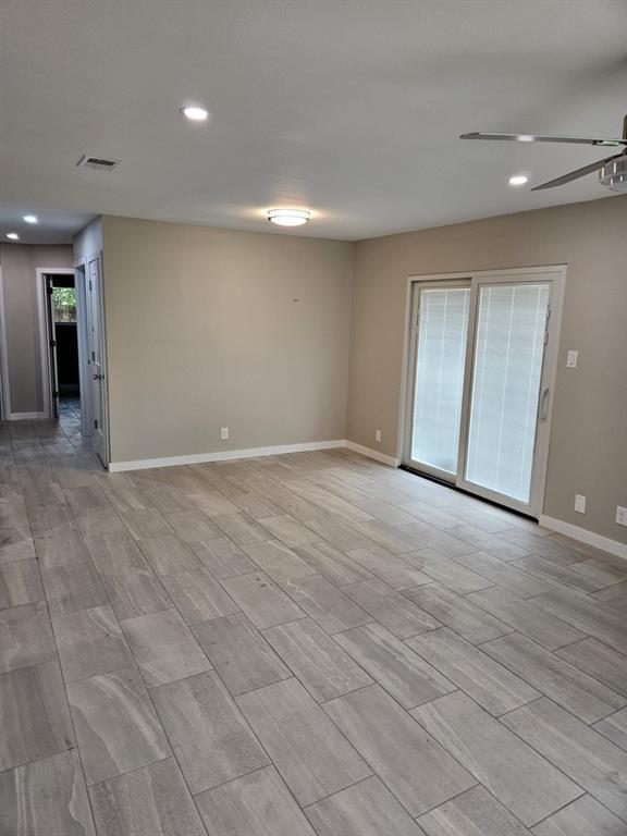 2112 Courtney St # B, Austin, TX 78745