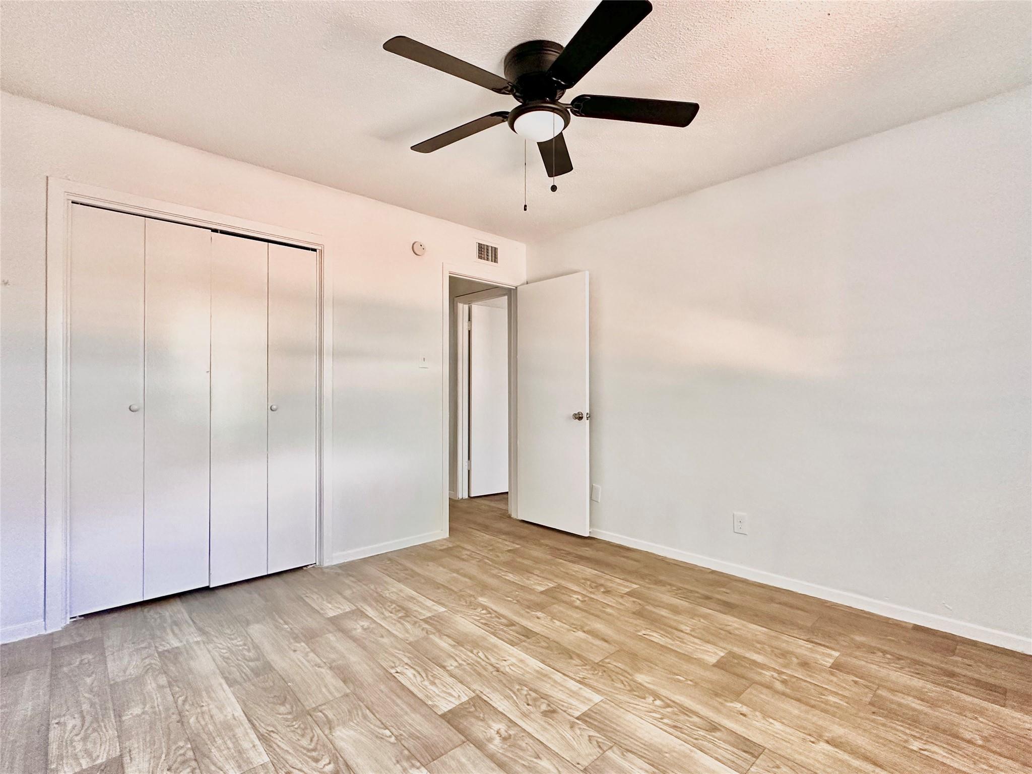 1908 Hearthstone Dr # 104, Austin, TX 78757