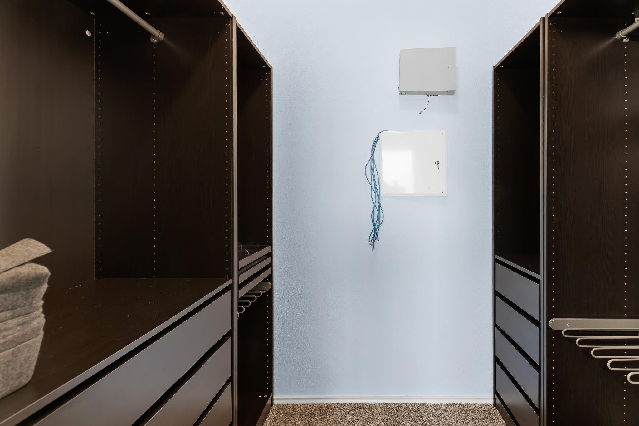 244 Chickadee Ln, Leander, TX 78641