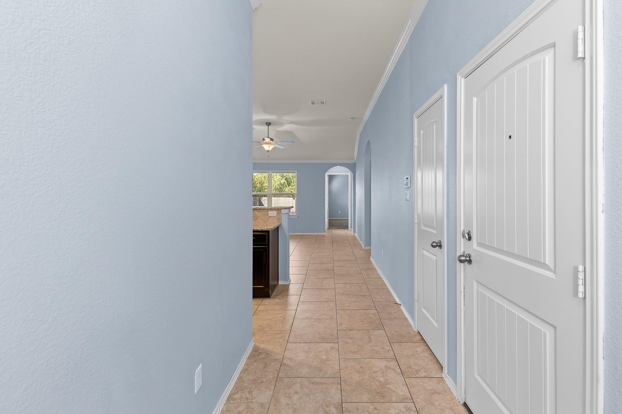 244 Chickadee Ln, Leander, TX 78641