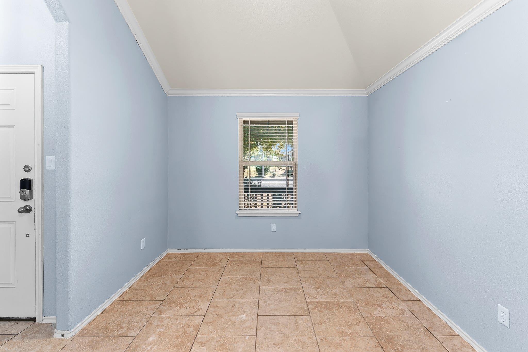 244 Chickadee Ln, Leander, TX 78641