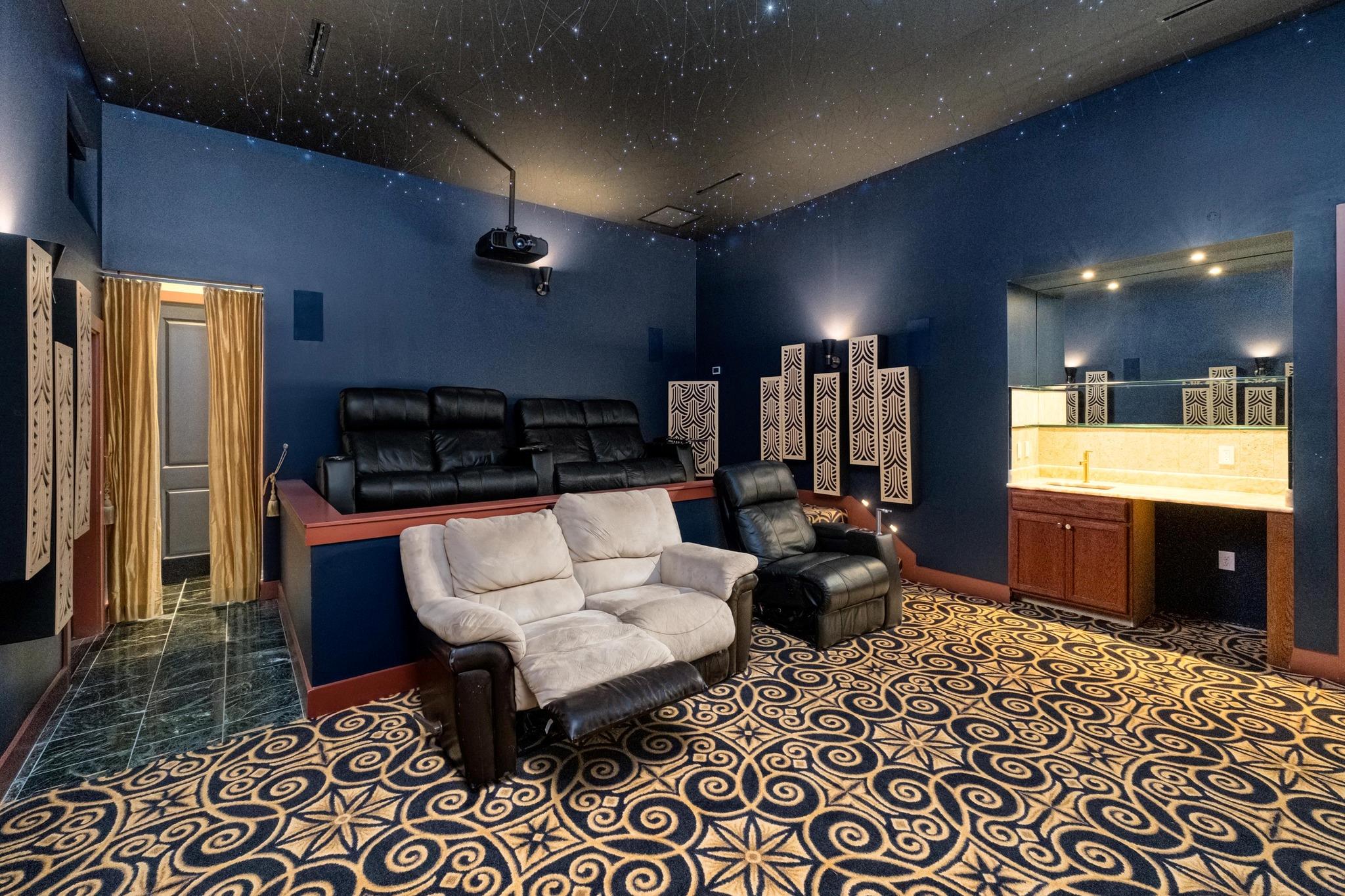 340 Barton Ranch Rd, Dripping Springs, TX 78620