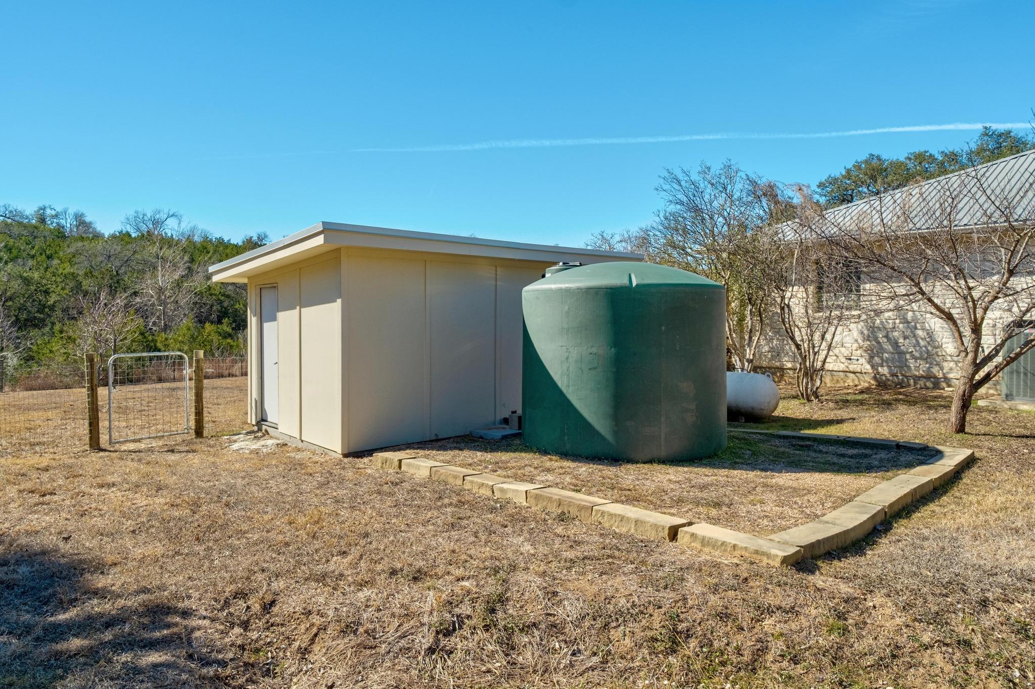 340 Barton Ranch Rd, Dripping Springs, TX 78620