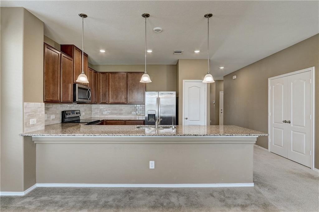 7928 Bassano Dr, Round Rock, TX 78665