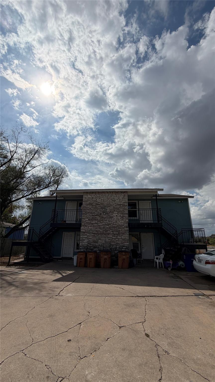 8201 Riverstone Dr, Austin, TX 78724