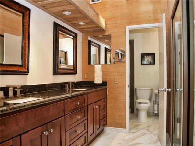 7122 Wood Hollow Dr # 10, Austin, TX 78731