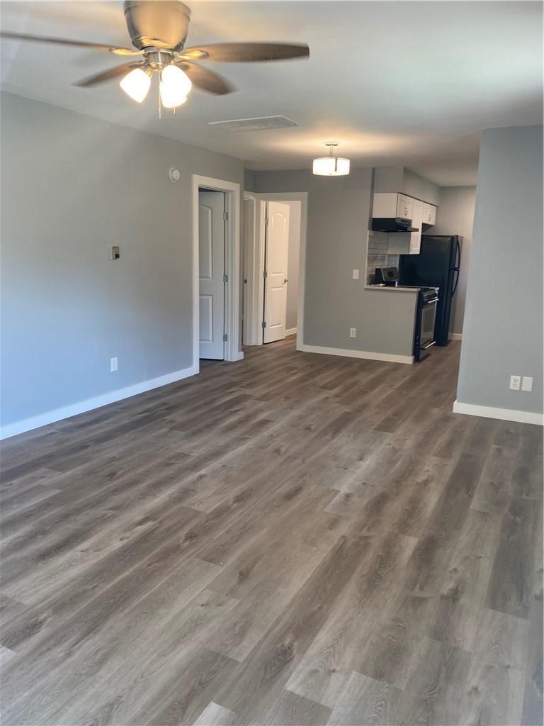 511 Central Ave # A, Elgin, TX 78621