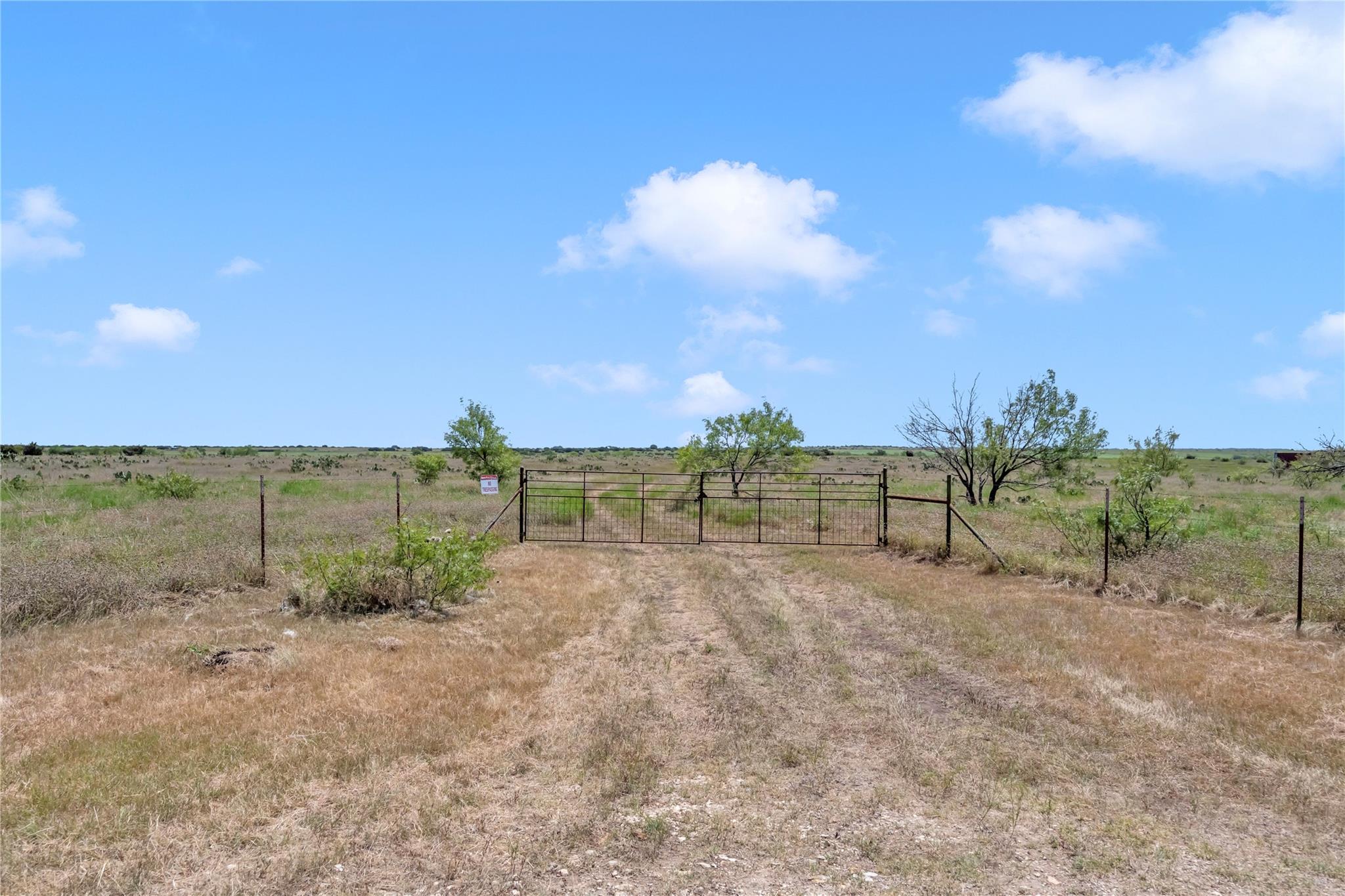 11064 County Road 210 Rd, Bertram, TX 78605