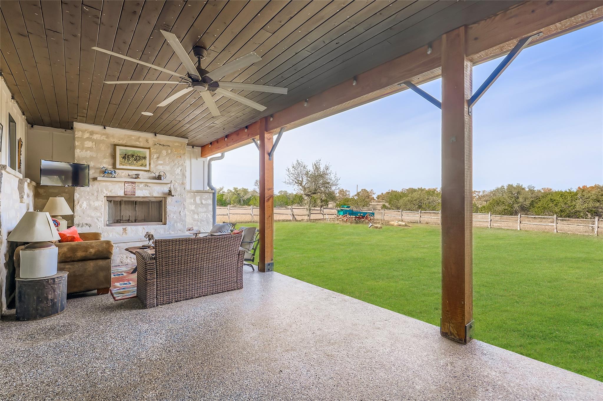 235 Mr Charlie Lane, Round Mountain, TX 78663